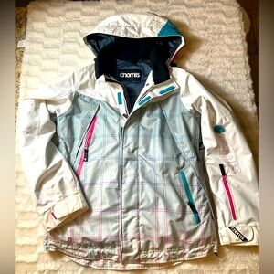 Nomis Women’s Large Ski Hooded Jacket. Snap Inside Waist Many Many Pockets